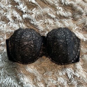 Victoria’s Secret Lined Laced Strapless Bra 36DD